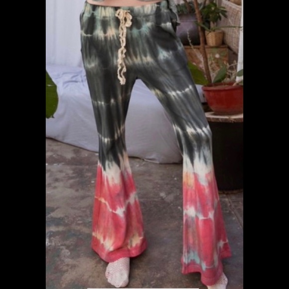 POL Pants - POL Tie Dye Boho Flare Leg Sweatpants New in Package